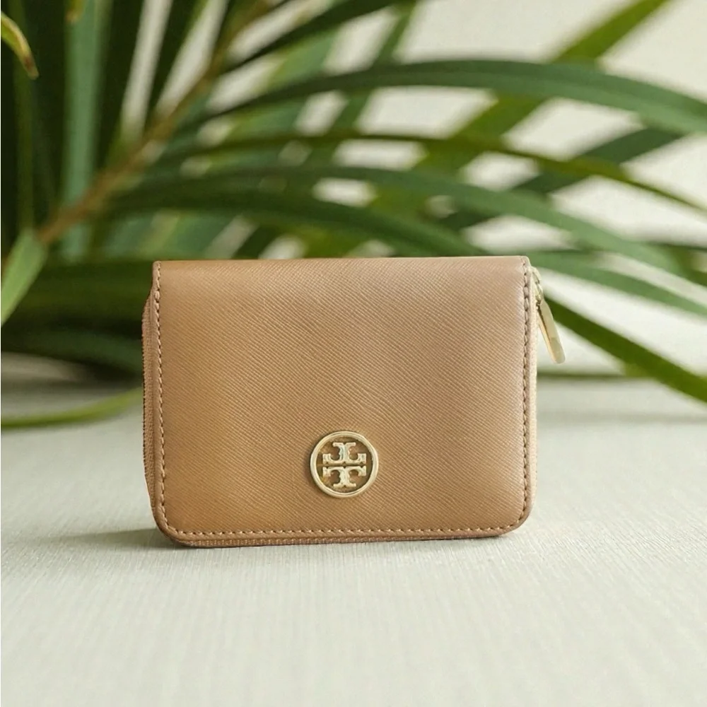 Tory Burch Key Ring Zip Around Mini Wallet Camel with Gold Logo 4 Inner Pockets